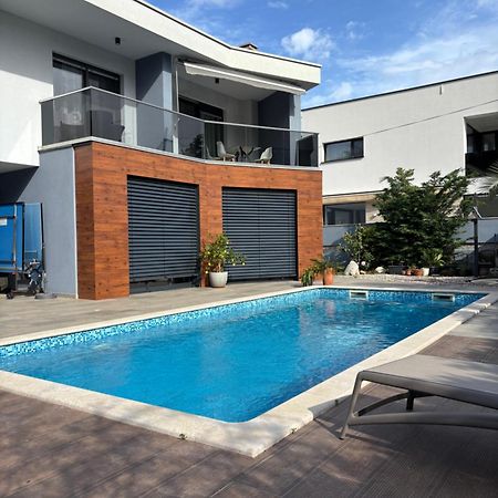 Sunny Adriatic Apartment Porec Exterior photo
